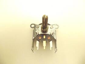 75b25-2 Admiral Nos Radio/tv Repair Part - 1.5m Ohm Control Pot Potentiometer