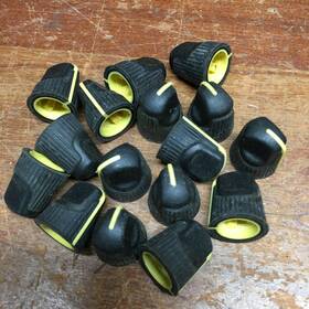 Mg1212 Akai Audio Equipment Hardware Control Knob Lot Of 12 Small Yellow Mg1212 Akai Audio Equipment Hardware Control Knob Lot Of 12 Small Yellow