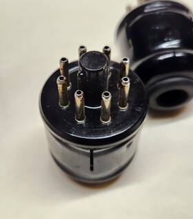 86-pm8 Amphenol Lot Of 5 8-pin Octal Plugs With Hoods Ham Radio Test Gear