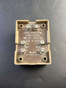 A-102 Bt Vintage Coupler U/v Uhf Vhf Fm Ch 2- 83 S6.1