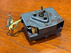 227-334 Dual 1215s Turntable Parts - Motor