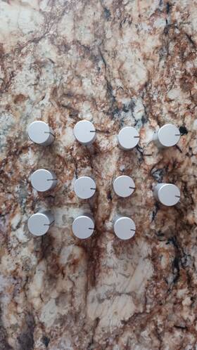 K23-0309-04 Kenwood Ka601/6011/701/7011 Knobs