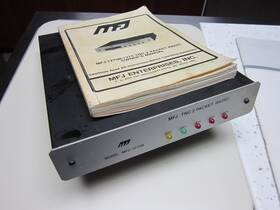 Mfj-1270b Mfj Enterprises Inc Mfj-1270 Tnc 2 Packet Radio With Manual - Free Shipping
