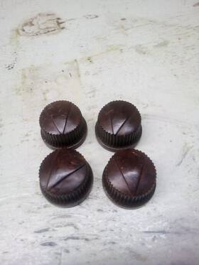 42-355 Philco Set Of 4 Original 1941 Model Bakelite Control Knobs - Nice