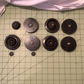 Sq25 Sanyo Turntable Ple Original Feet Cushions Not Sure If They Are Complete