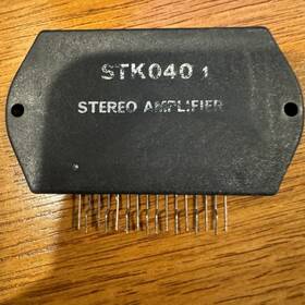 Stk040 Sanyo / 1 Power Amplifier Ic - Original Pull Out Of A Working Unit
