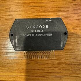 Stk2025 Sanyo Stereo Amplifier Ic - Original Pull Out Of A Working Unit