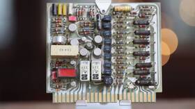 1.080.396-13 Studer Board