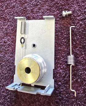 5800300800 Tascam 38 Reel To Right Damper Base Assy And Associated Parts