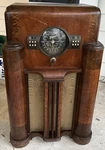 1939 Zenith 7-S-363 Console Tube Radio. Fixed Price $400.00.