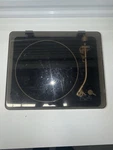 Heyday E490 Turntable Belt Drive 33.3/45RPM Stereo Rca Outputs. Fixed Price $119.99.