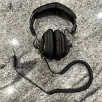 Vintage Hal Leonard Mono/stereo Headphones Model 40-404. Fixed Price $25.99.